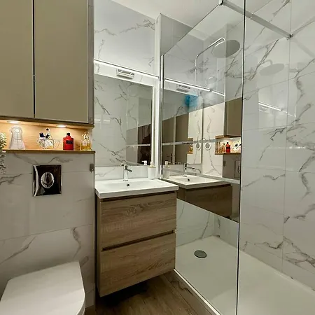 Rénové à 350m De La Plage, * Arcachon