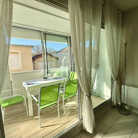 Lejlighed Renove A 350m De La Plage, *